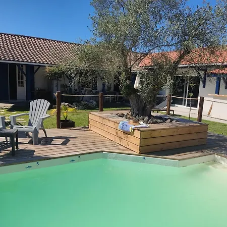 Bed & Breakfast Les Cigales Du Bassin - 3*
