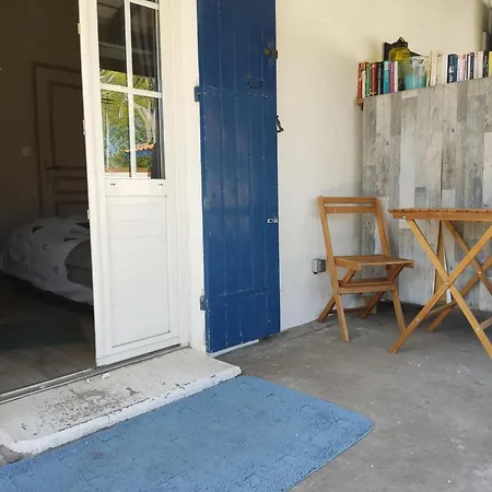 Les Cigales Du Bassin - Bed & Breakfast 3*