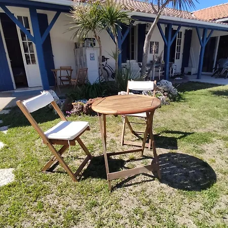Bed & Breakfast Les Cigales Du Bassin - 3*